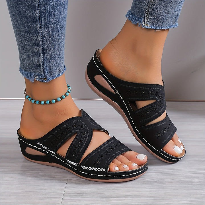 Delarmente Orthopedic Sandals