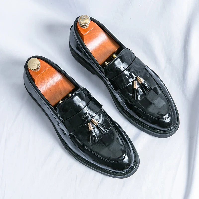 Giovanni Signature Leather Loafers